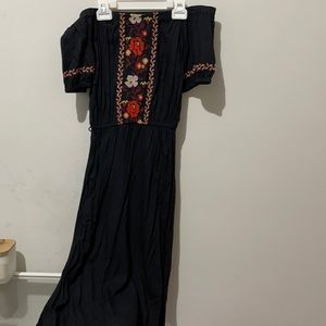 Off the shoulder floral embroidered maxi